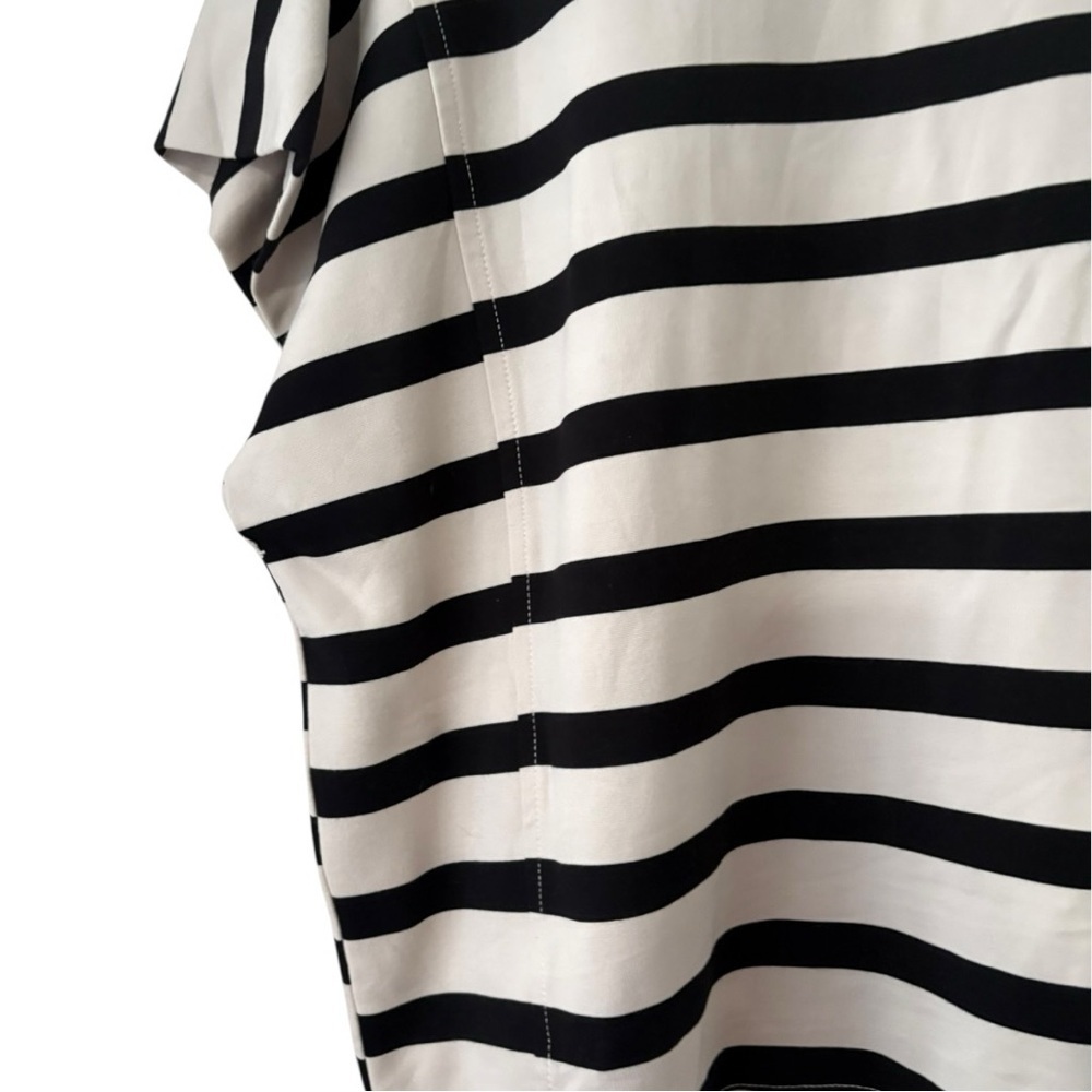 A New Day Black and Cream Striped Women's Top I Size: XX-Large - Picture 2 of 6